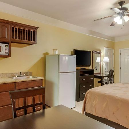 Quality Inn & Suites At The Outlets Mercedes-Weslaco Exterior foto