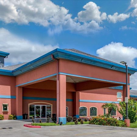 Quality Inn & Suites At The Outlets Mercedes-Weslaco Exterior foto