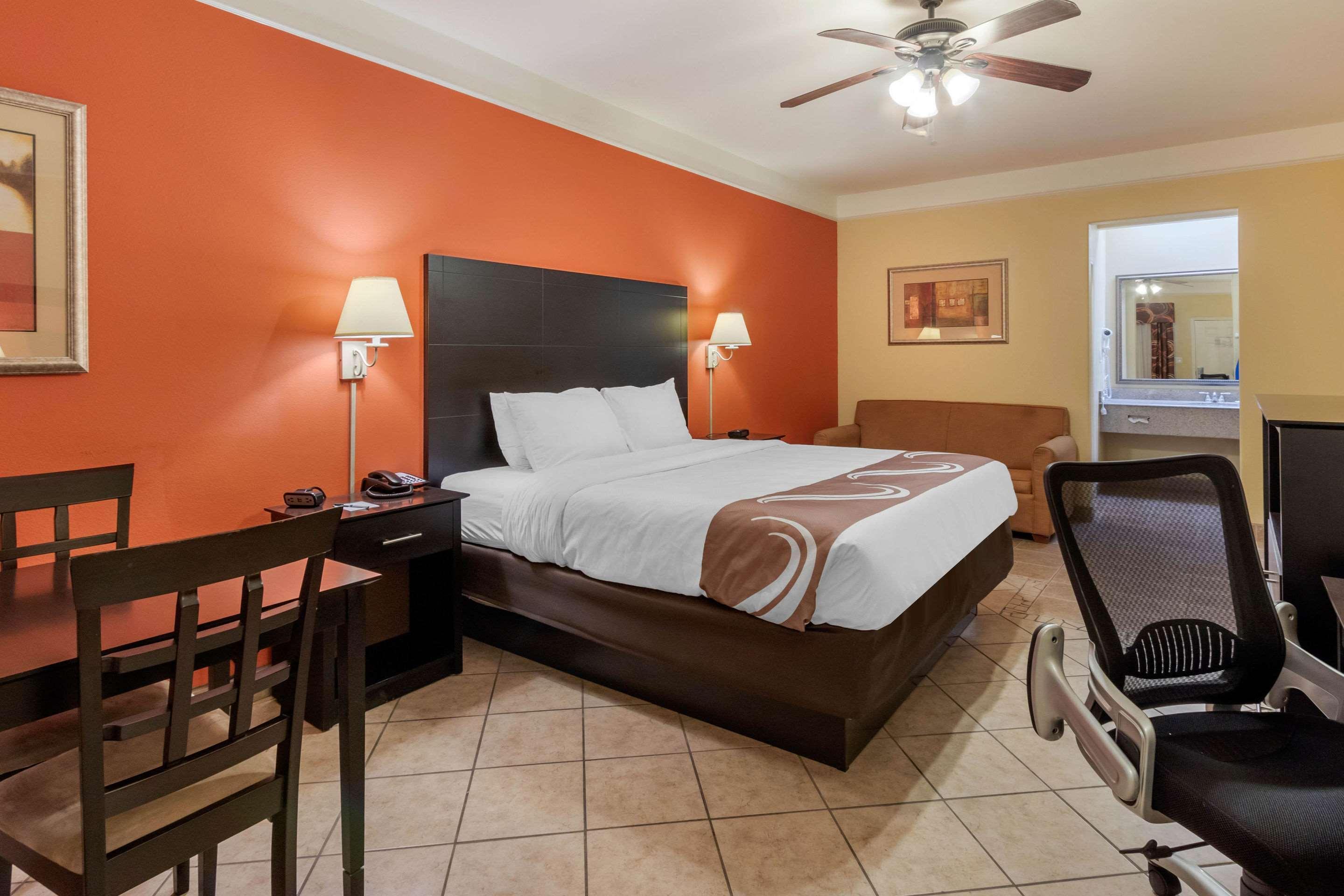 Quality Inn & Suites At The Outlets Mercedes-Weslaco Exterior foto