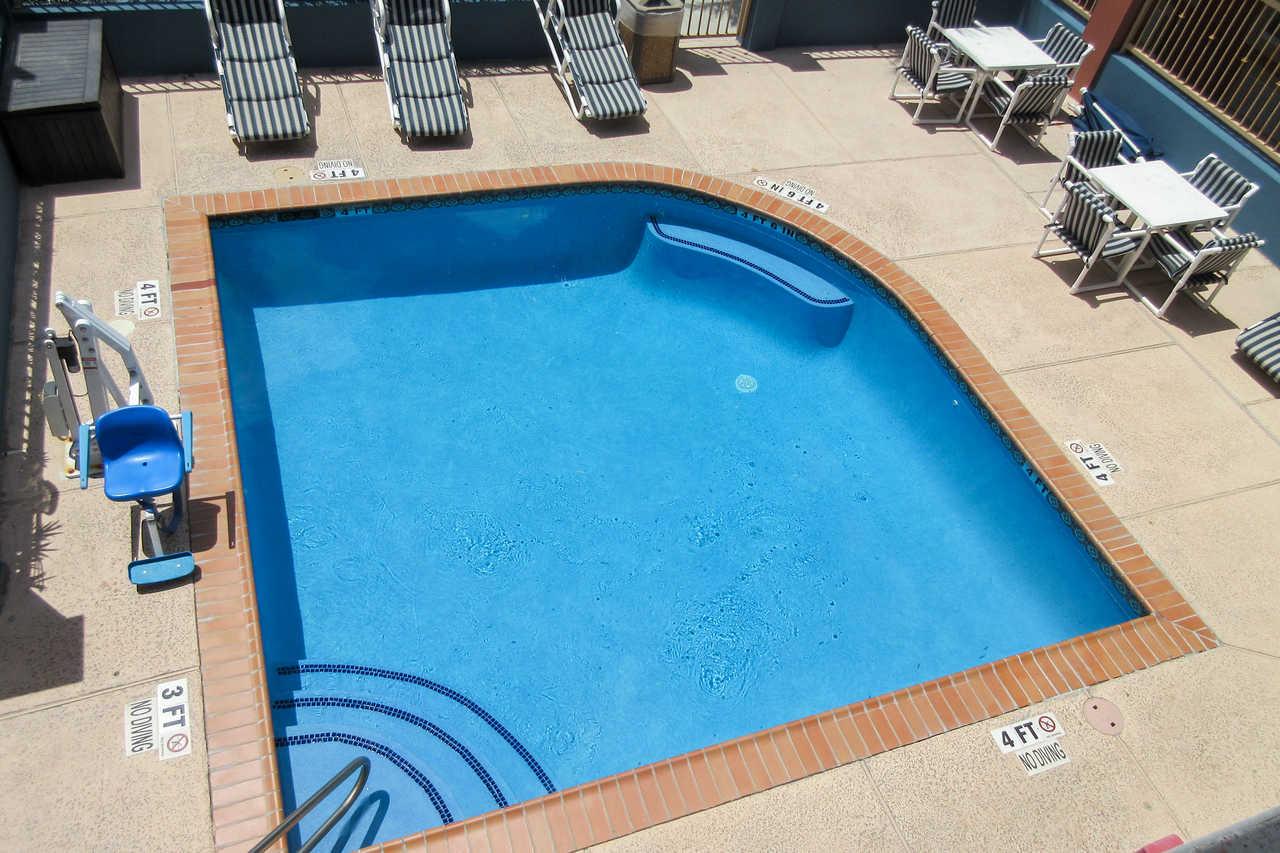 Quality Inn & Suites At The Outlets Mercedes-Weslaco Exterior foto